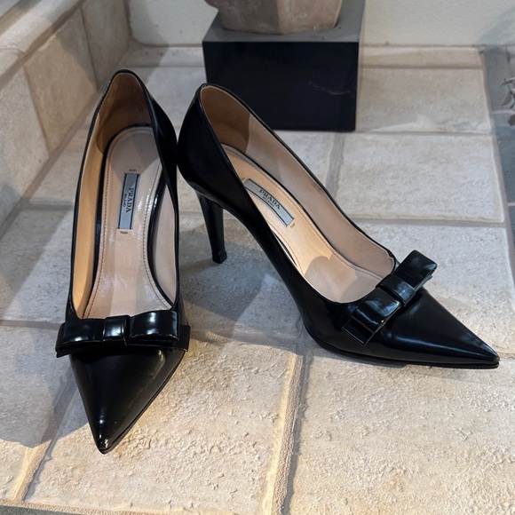 Prada Shoes - Prada Black Patent Leather Heels with Bow Size 38